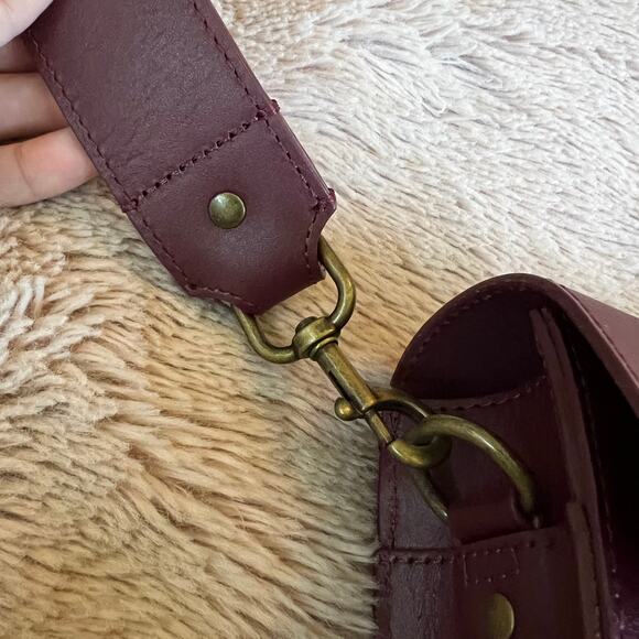 NWOT Lucky Brand Maya 100% Leather Ruby Wine Crossbody Purse - Picture 9 of 14